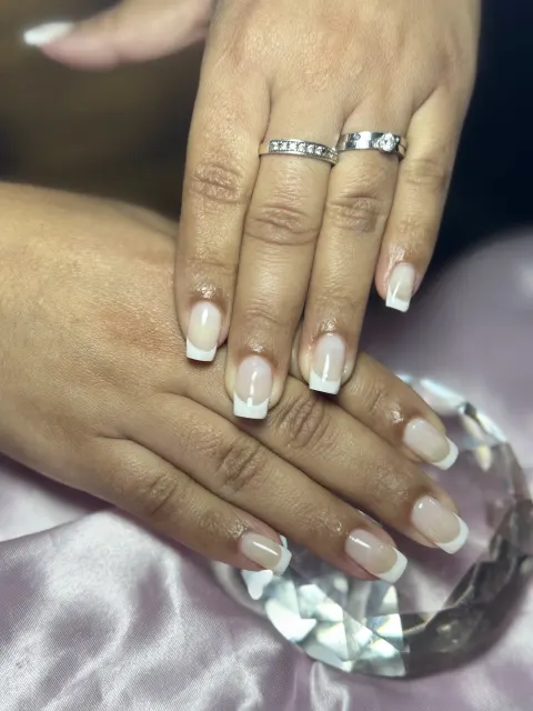 Francesinha em gel feita no Studio Juliana Oliveira